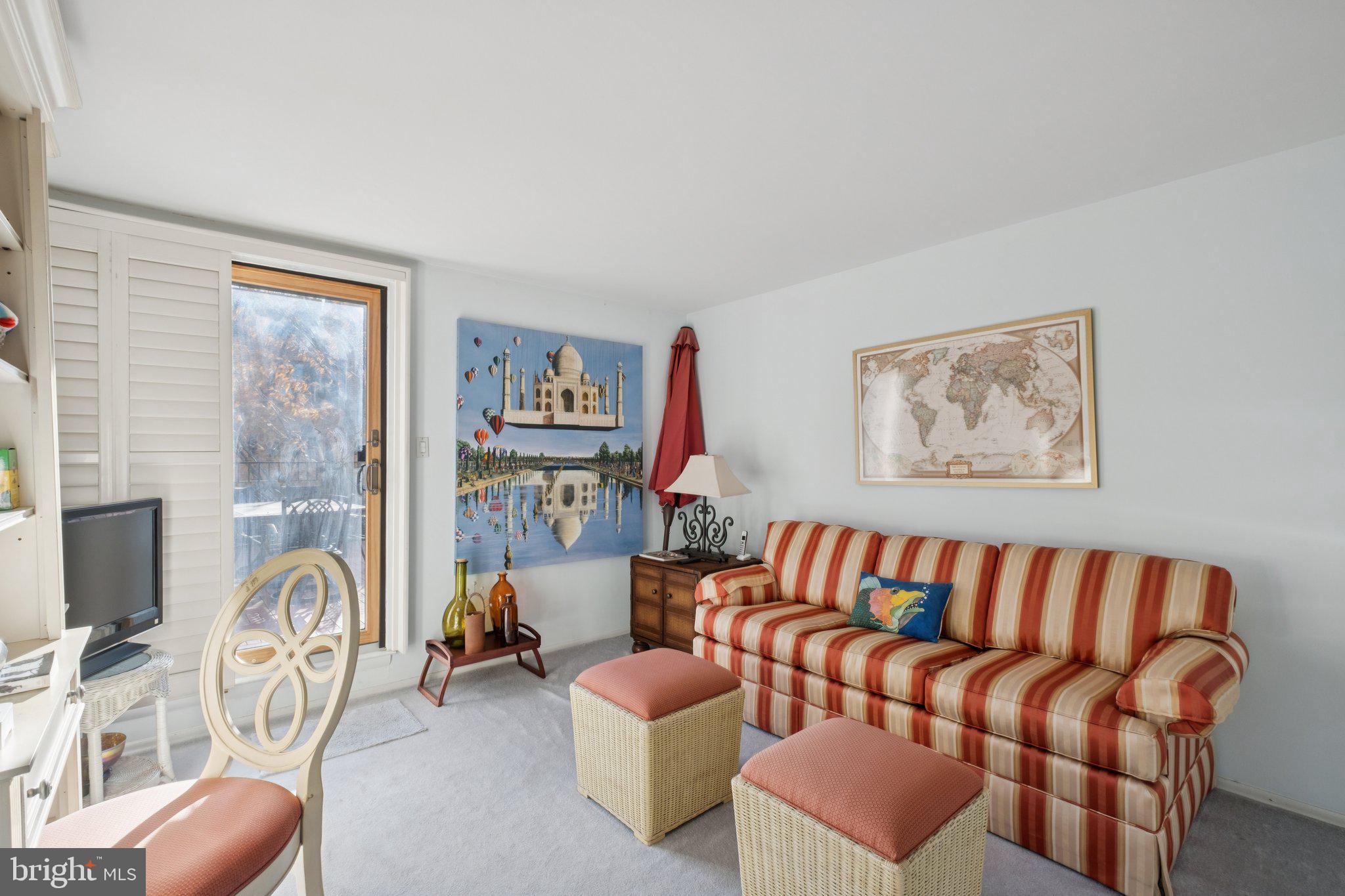 130 Spruce Street, Unit 15B Philadelphia, PA 19106 - Photo 19 of 27