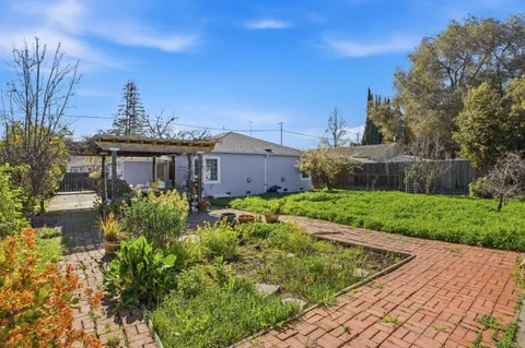 $3,300,000 | 410 Wilton Avenue, Palo Alto, CA 94306