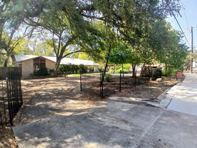 $595,000 | 2905 Jones Road, Sunset Valley, TX 78745