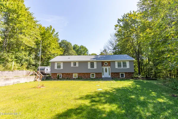 $485,000 | 40 Curran Road, Cheshire, MA 01225