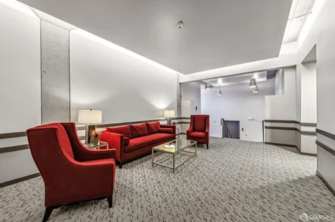 $735,000 | 1001 46th Street, Unit 508, Emeryville, CA 94608