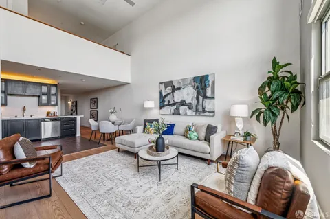 $735,000 | 1001 46th Street, Unit 508, Emeryville, CA 94608