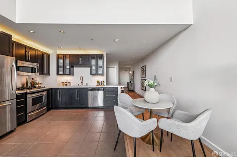 $735,000 | 1001 46th Street, Unit 508, Emeryville, CA 94608