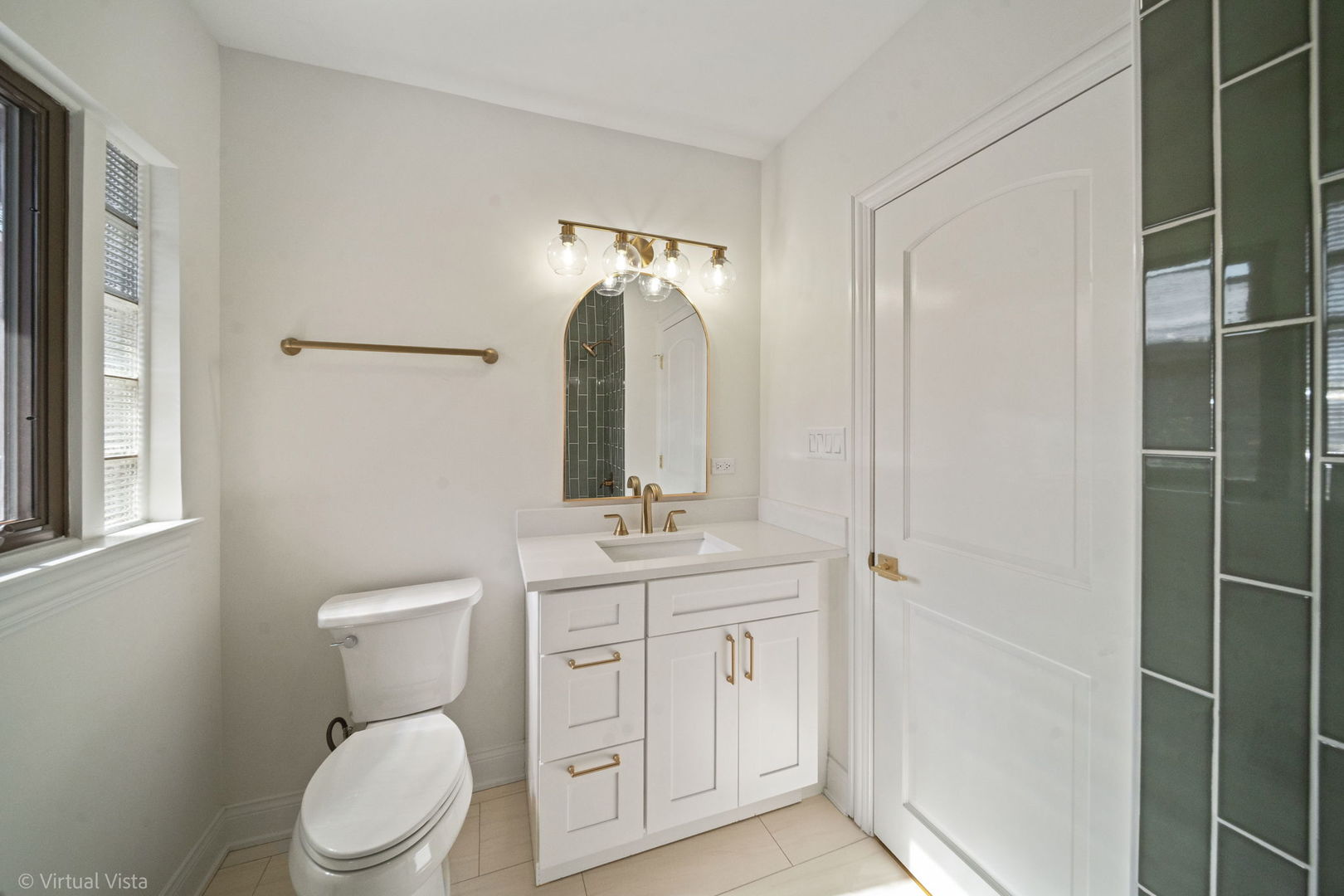 363 Uvedale Road Riverside, IL 60546 - Photo 18 of 38