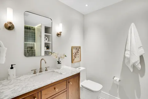 $3,200,000 | 70 Birch Hill Road, Belmont, MA 02478