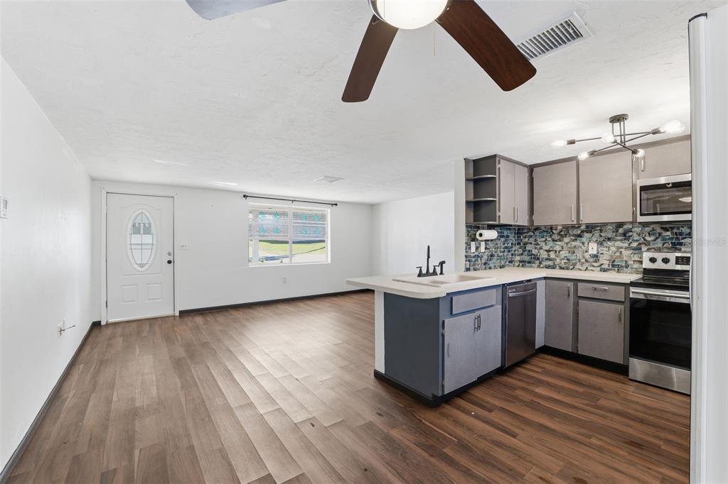 62 South Tyler Street Beverly Hills, FL 34465 - Photo 8 of 39