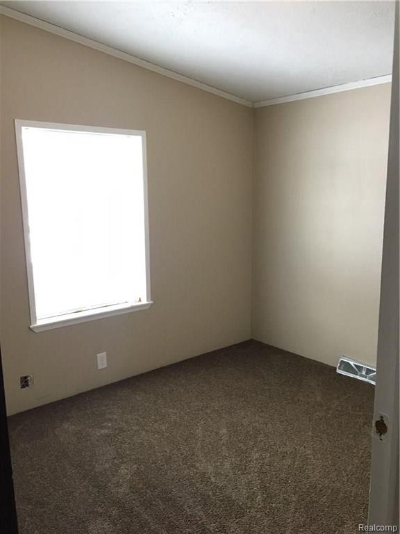 6393 East Atherton Road Burton, MI 48519 - Photo 14 of 18