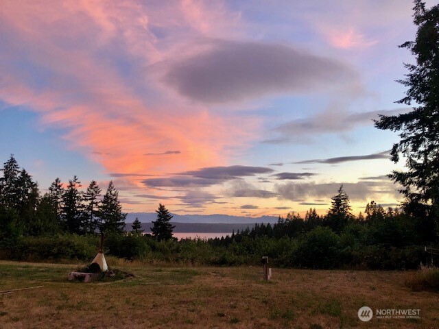 1256 Youngwood Road Camano Island, WA 98282 - Photo 14 of 28