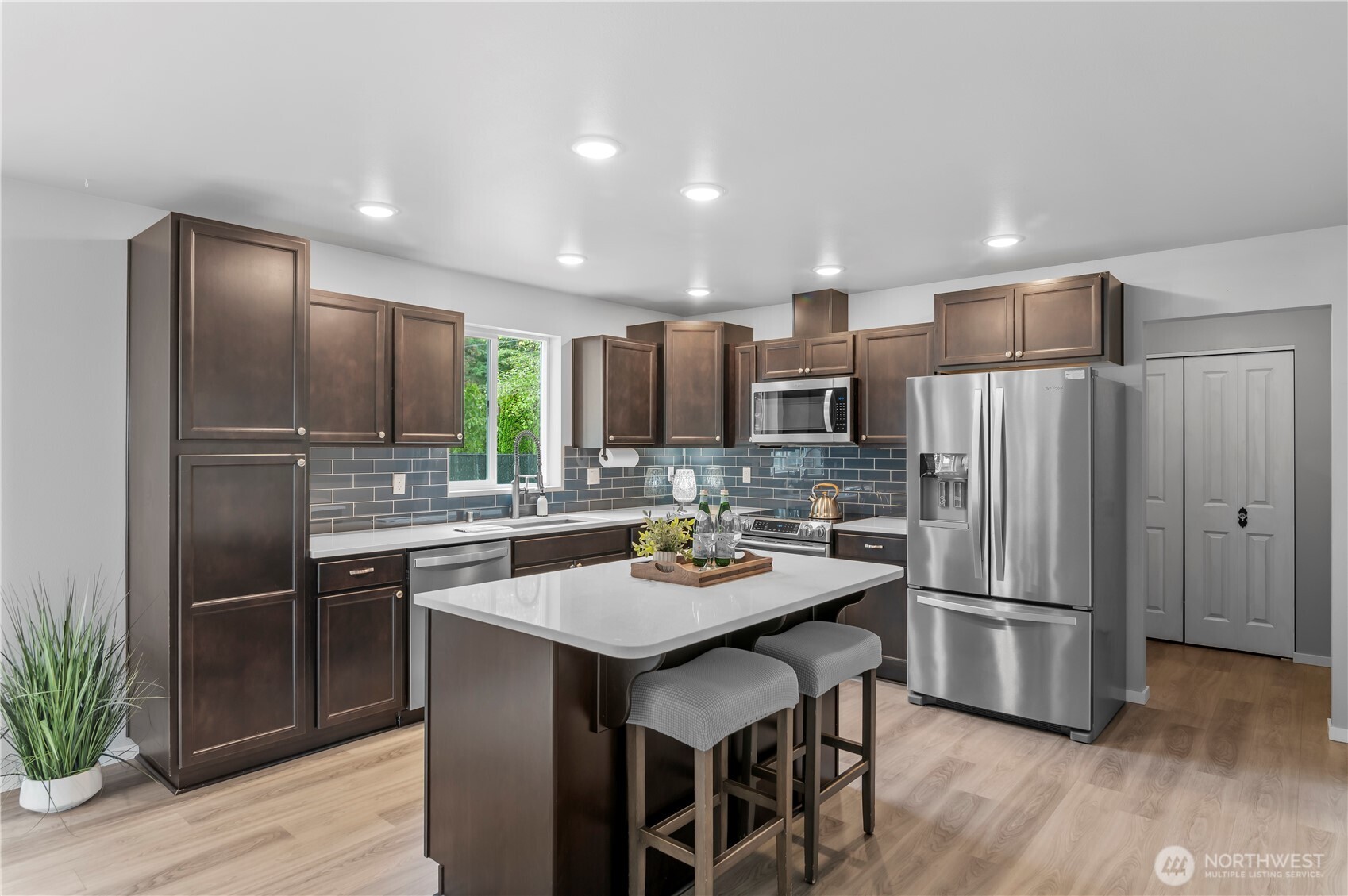 1256 Youngwood Road Camano Island, WA 98282 - Photo 15 of 28