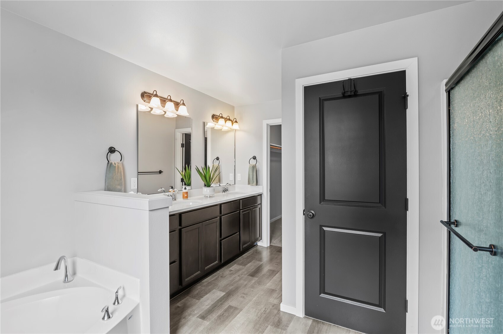 1256 Youngwood Road Camano Island, WA 98282 - Photo 19 of 28