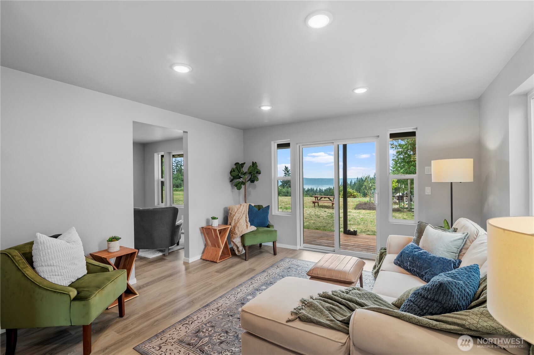 1256 Youngwood Road Camano Island, WA 98282 - Photo 10 of 28