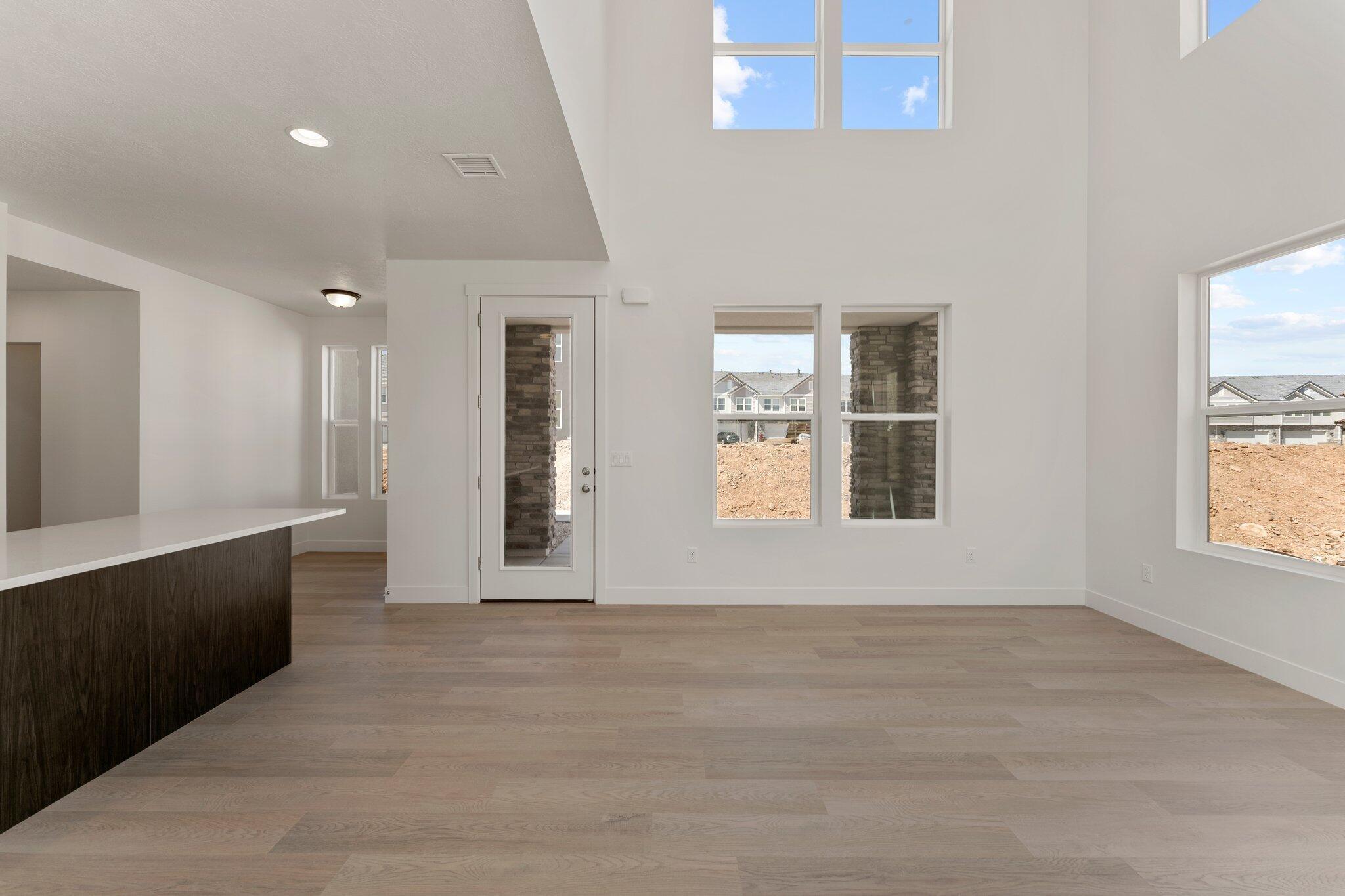 516 West Olive Lane St. George, UT 84790 - Photo 5 of 32 Great Room