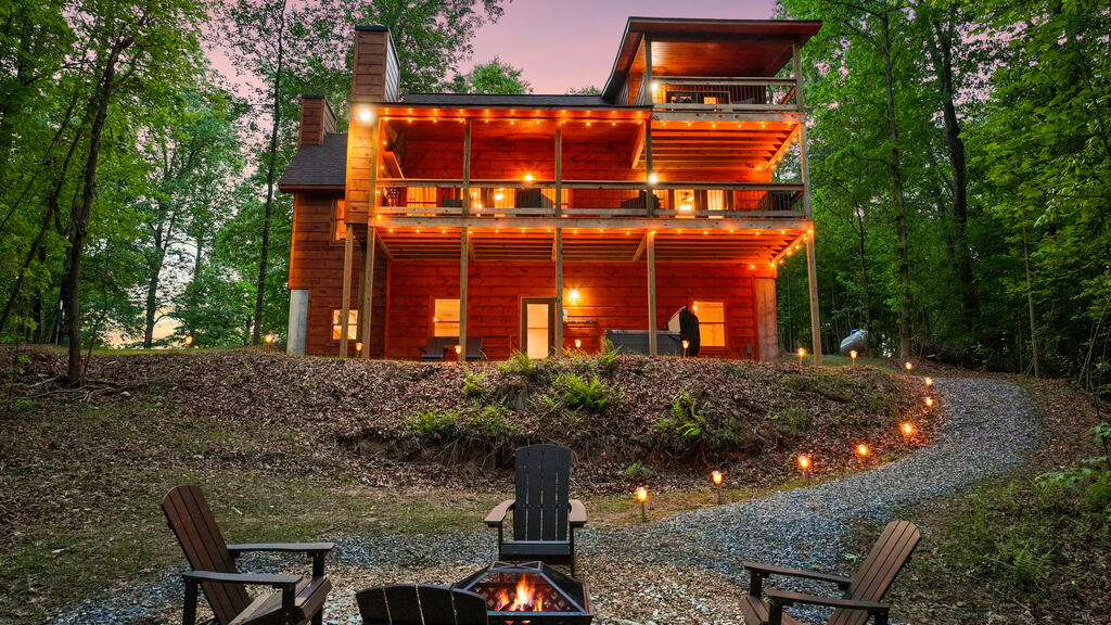 92 Windy Valley Lane Blue Ridge, GA 30513 - Photo 2 of 71 Gallery Image 2