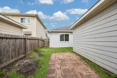 $209,000 | 6106 Settlers Lake Circle East, Katy, TX 77449