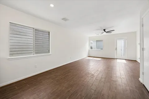 $209,000 | 6106 Settlers Lake Circle East, Katy, TX 77449