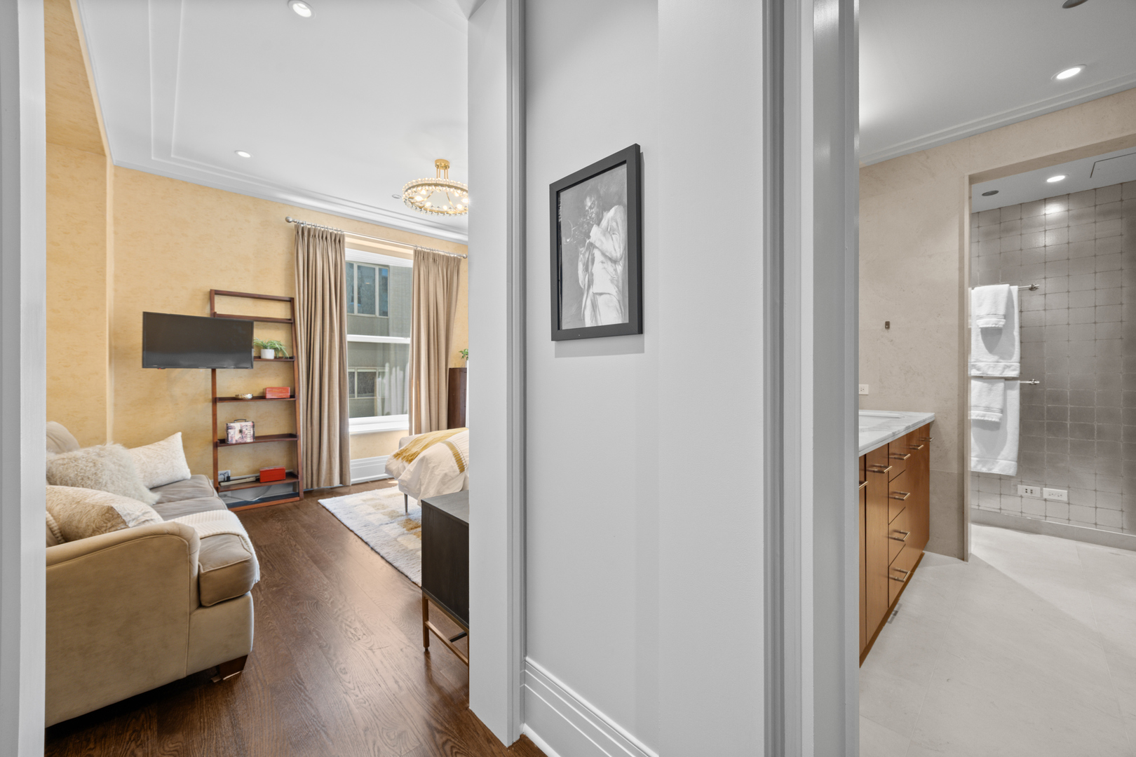 159 East Walton Place, Unit 12D Chicago, IL 60611 - Photo 15 of 25