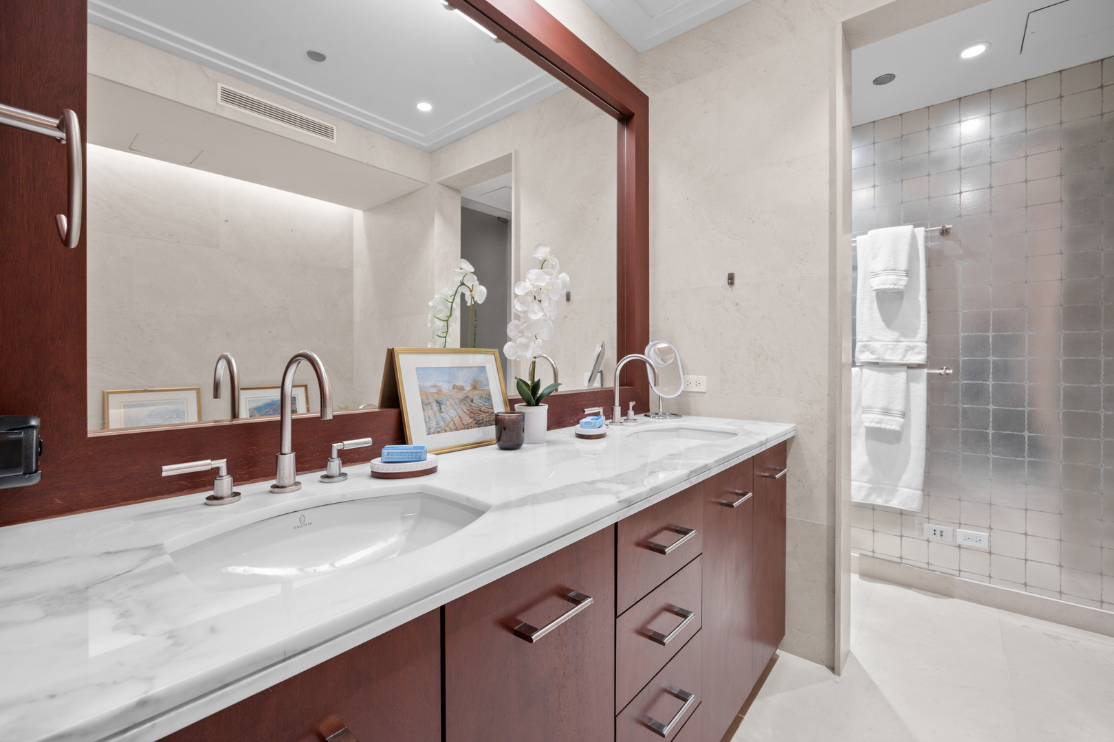 159 East Walton Place, Unit 12D Chicago, IL 60611 - Photo 16 of 25