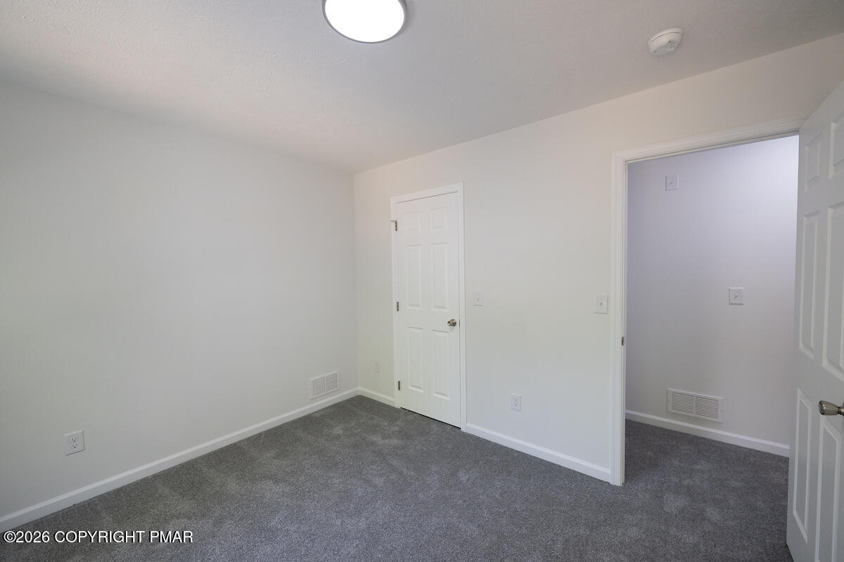1125 Glouster Road, Unit 3209 Tobyhanna, PA 18466 - Photo 47 of 53 LL1_9865