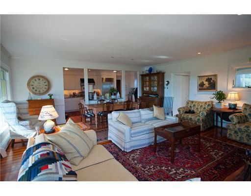 36 Kettle Cove Road Cape Elizabeth, ME 04107 - Photo 10 of 25 Living Room.