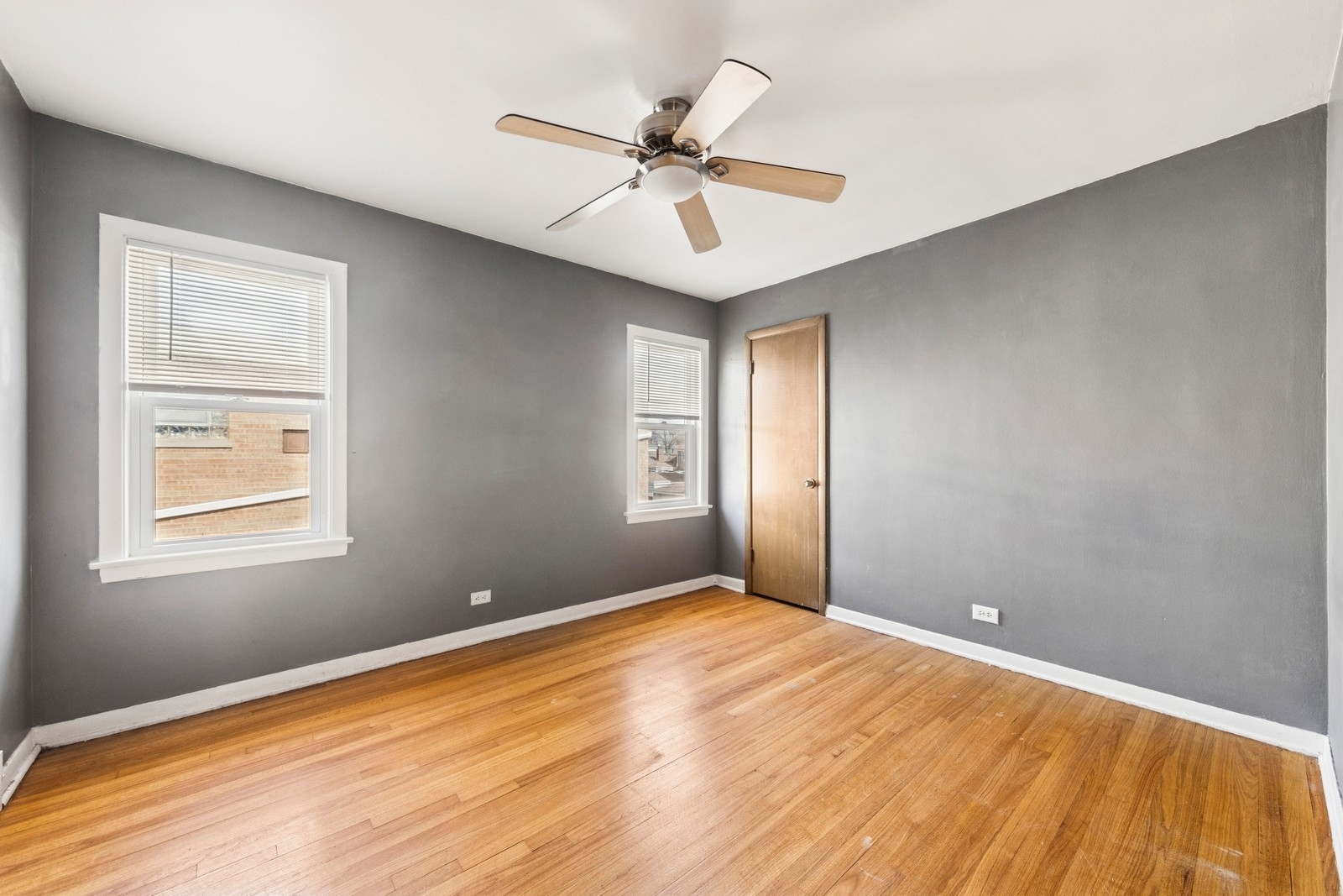 9331 South Pulaski Road Evergreen Park, IL 60805 - Photo 12 of 29 a view of an empty room with a window