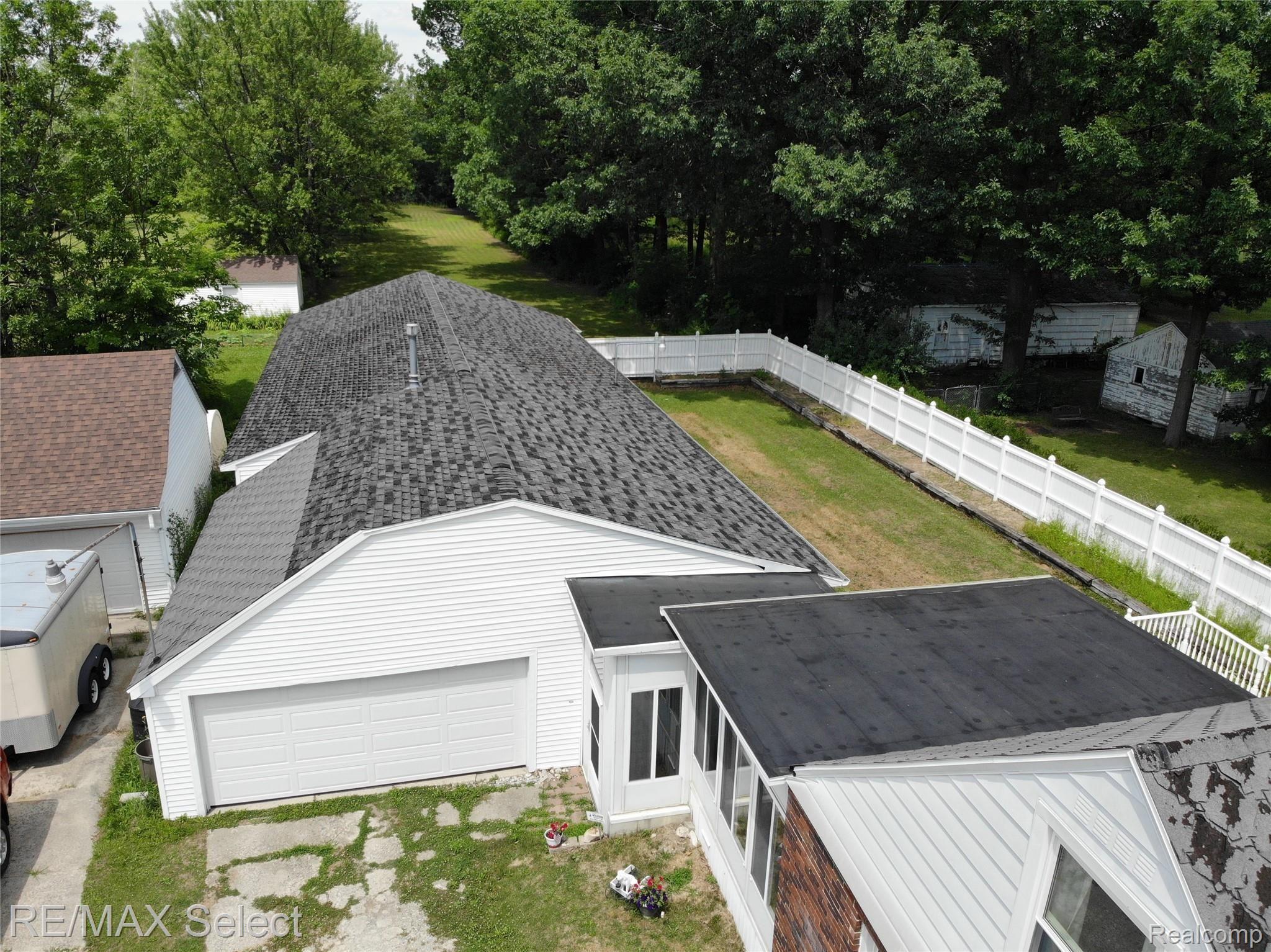 6064 Corunna Road Flint, MI 48532 - Photo 2 of 30 6064 Corunna Road 04.JPG