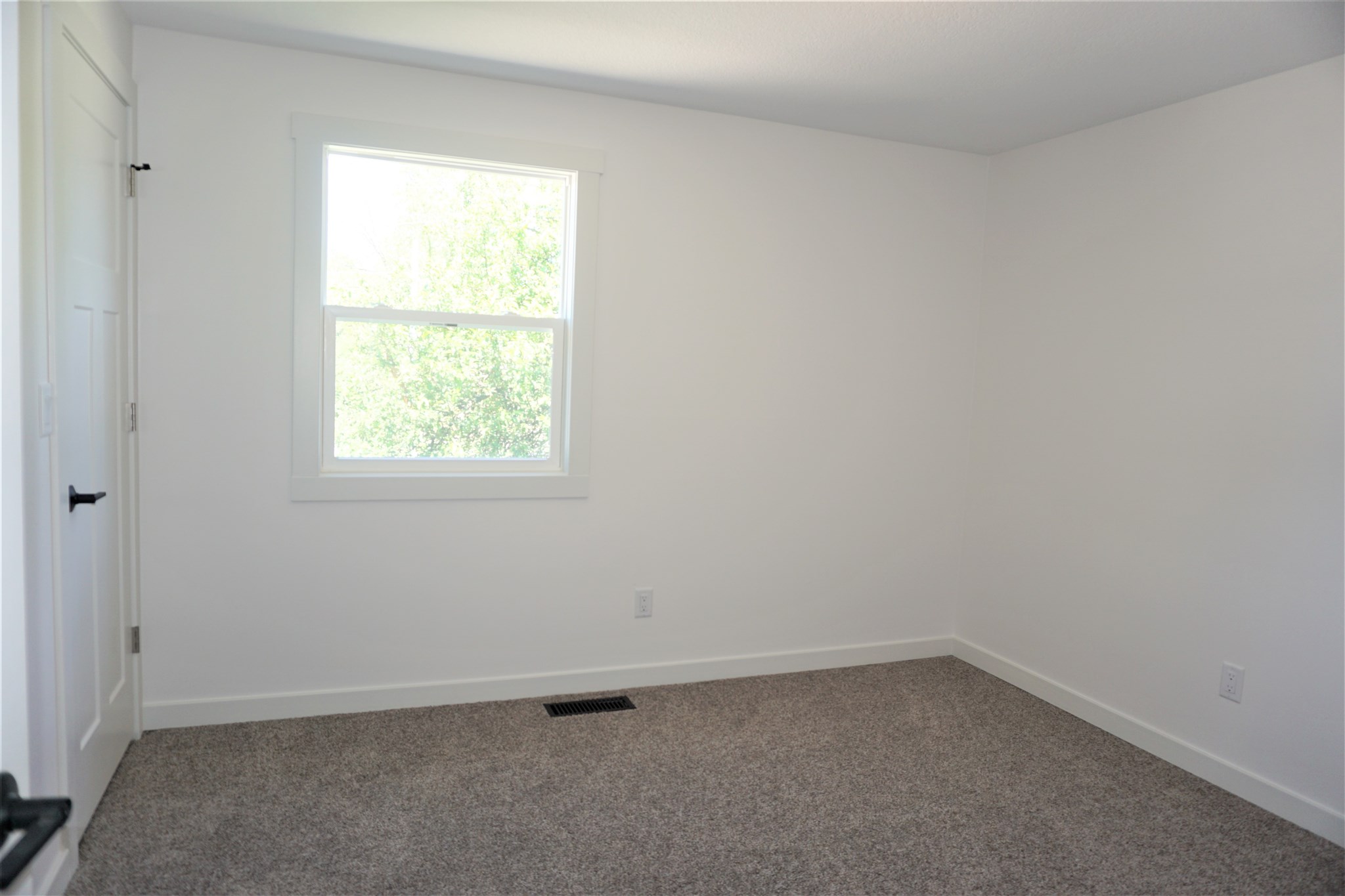 5226 Stellhorn Road Fort Wayne, IN 46815 - Photo 21 of 32