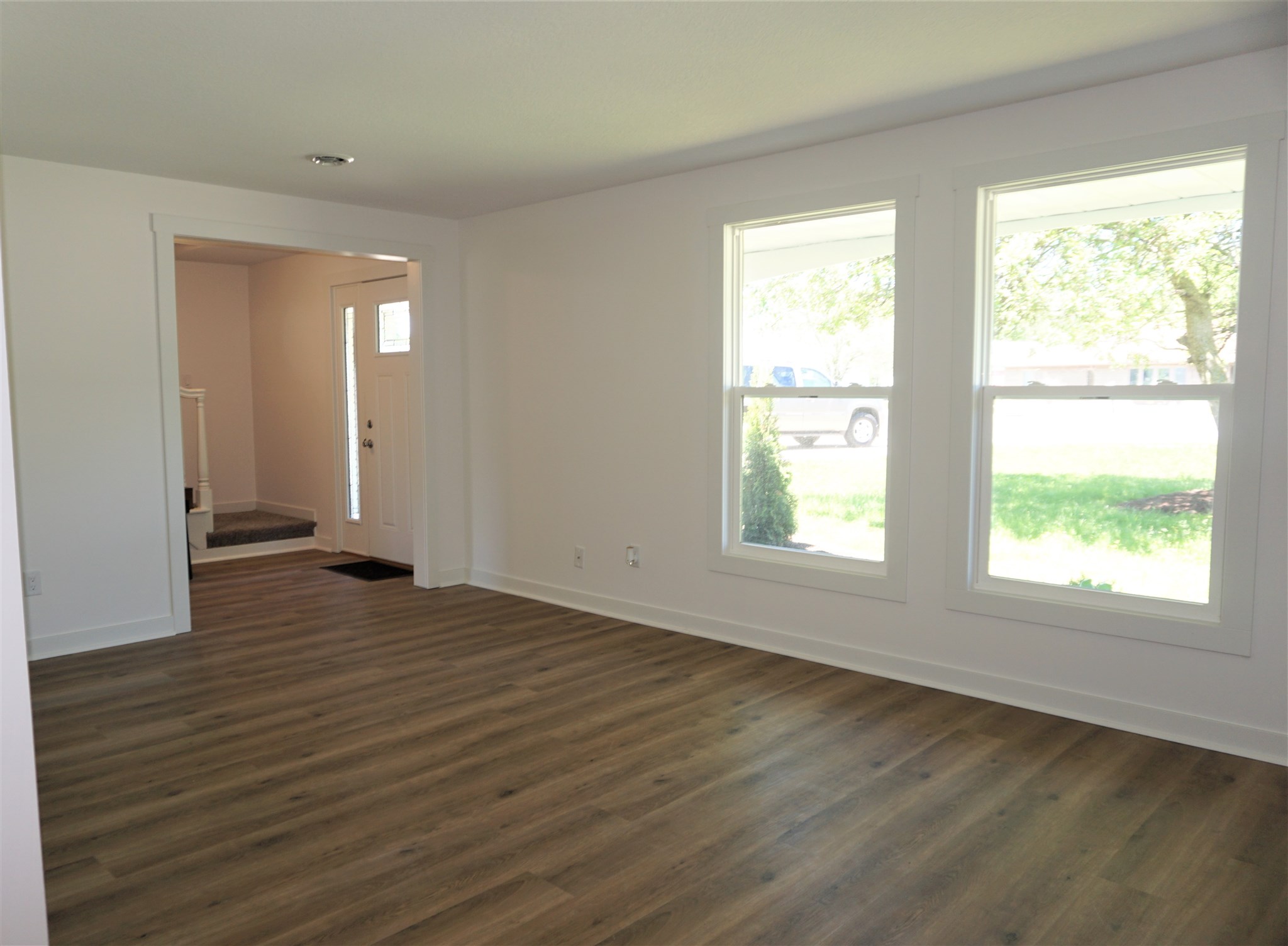 5226 Stellhorn Road Fort Wayne, IN 46815 - Photo 4 of 32