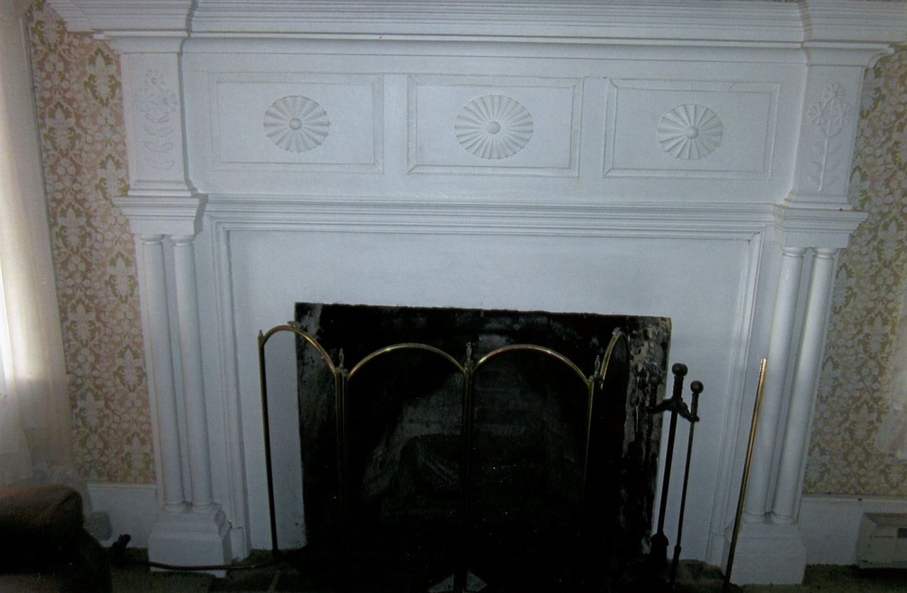 258 Red Hill Road Fairfield, VA 24435 - Photo 26 of 47 a close view of a fireplace