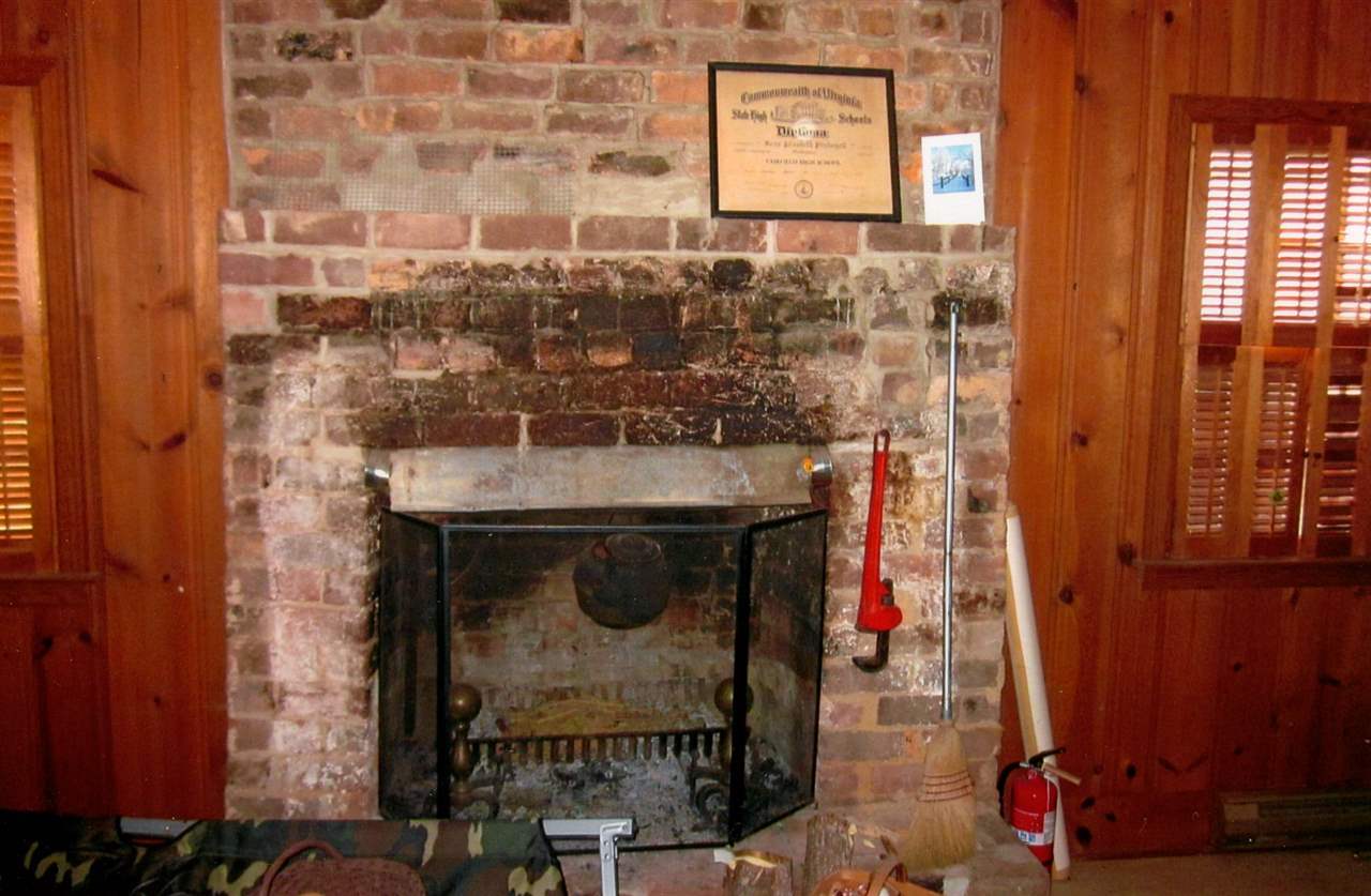 258 Red Hill Road Fairfield, VA 24435 - Photo 32 of 47 a bathroom with a sink and a mirror