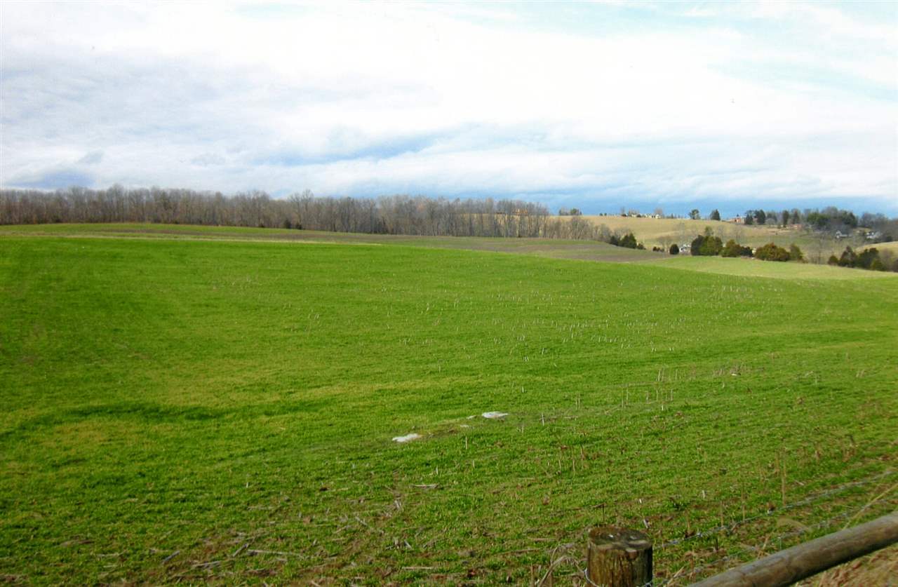 258 Red Hill Road Fairfield, VA 24435 - Photo 40 of 47 a view of an ocean and beach