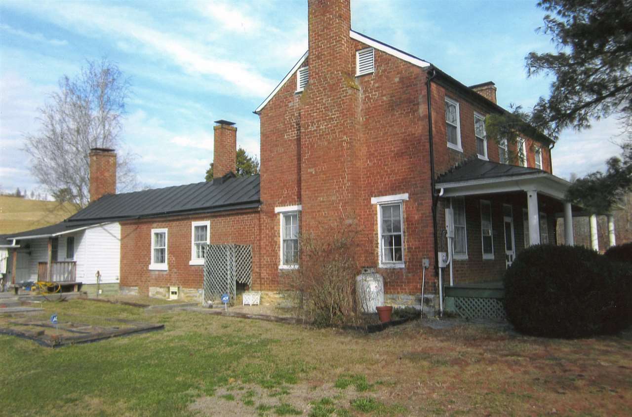 258 Red Hill Road Fairfield, VA 24435 - Photo 5 of 47 a view of a building with a yard