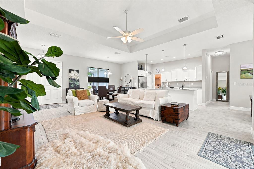 15450 Cliff Swallow Road Weeki Wachee, FL 34614 - Photo 3 of 50 Gallery Image 3