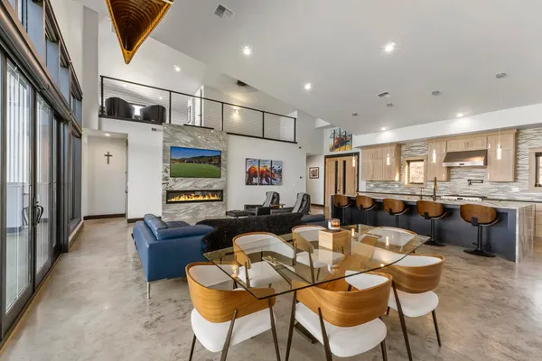 $1,500,000 | 29249 Rock Land Way East, Unit 29249 ROCK LAND WAY EAST, Seven Bays, WA 99122