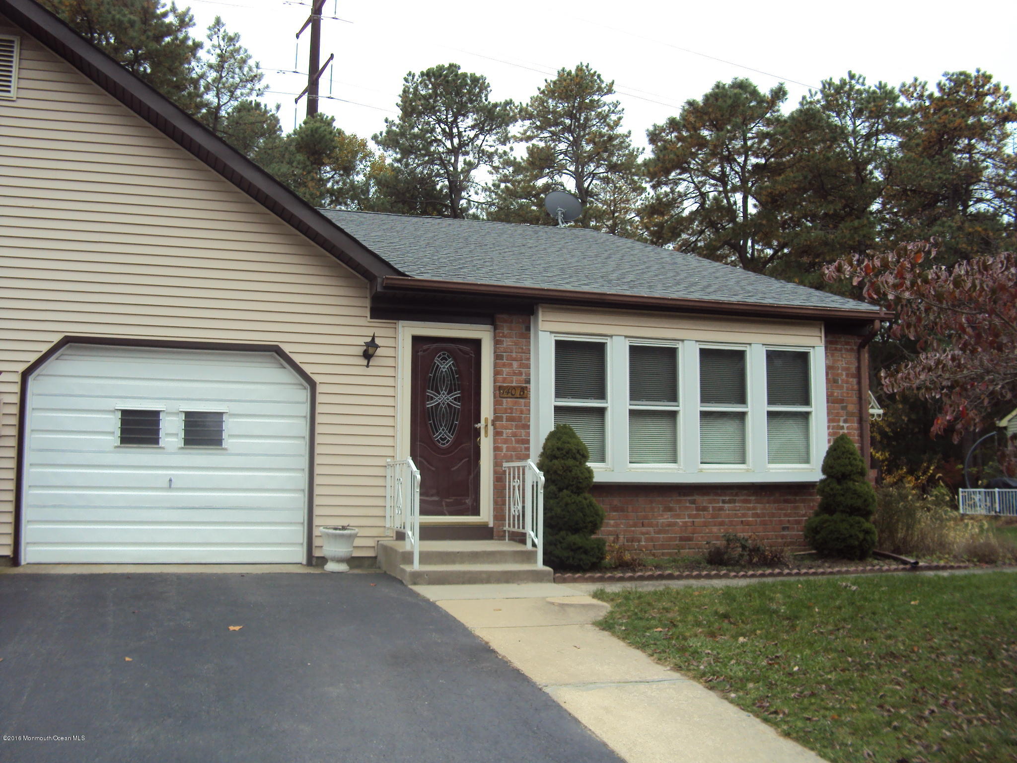 140 B Sunset Road, Unit B Whiting, NJ 08759 - Photo 1 of 12 DSC05674