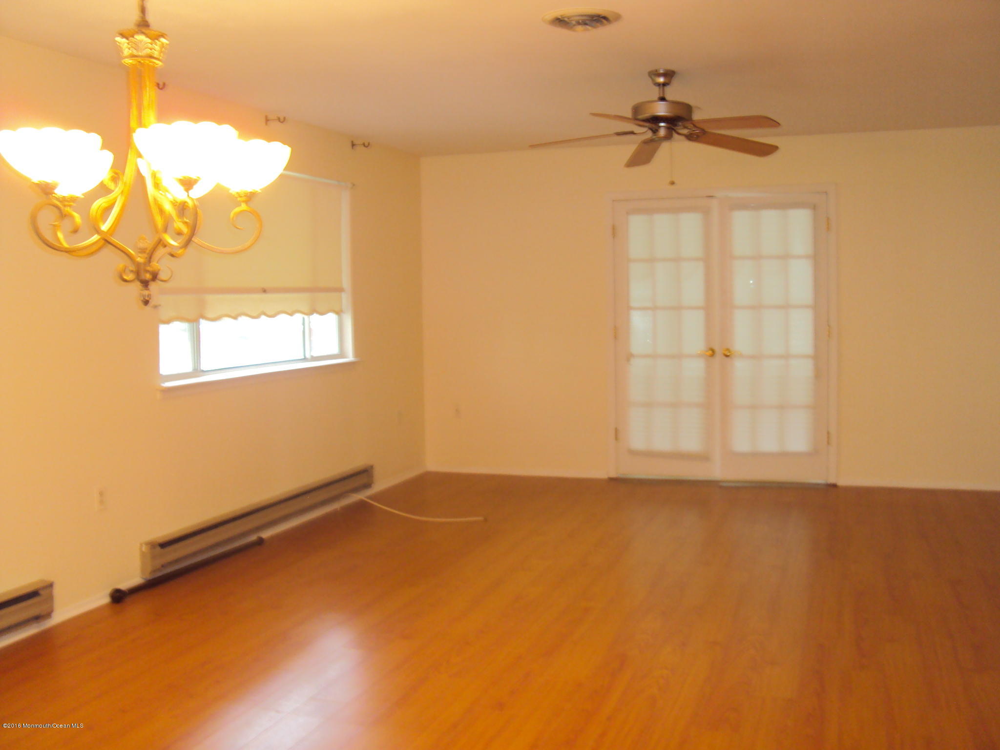 140 B Sunset Road, Unit B Whiting, NJ 08759 - Photo 4 of 12 DSC05677