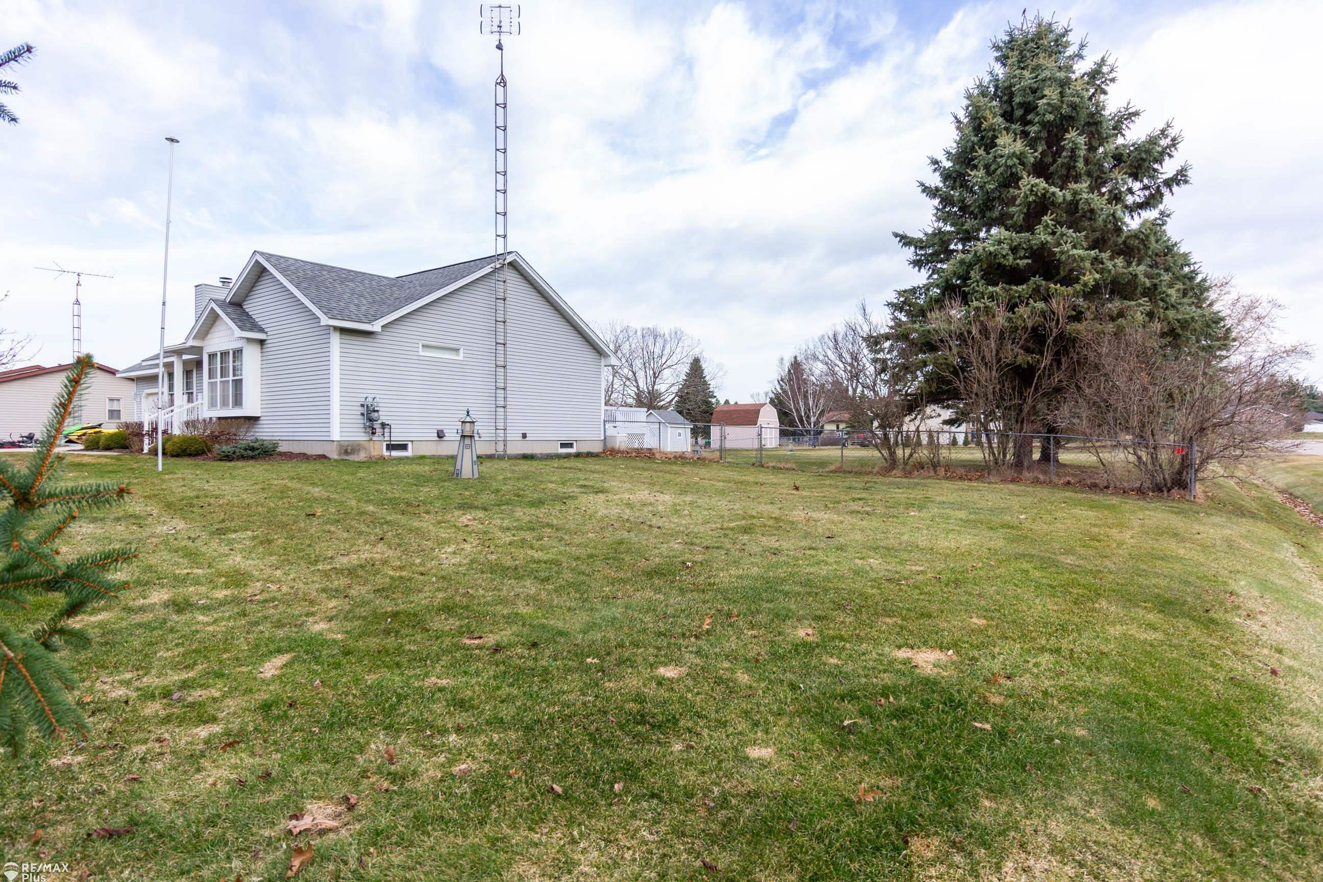 1435 Farmlane Road Lapeer, MI 48446 - Photo 39 of 47