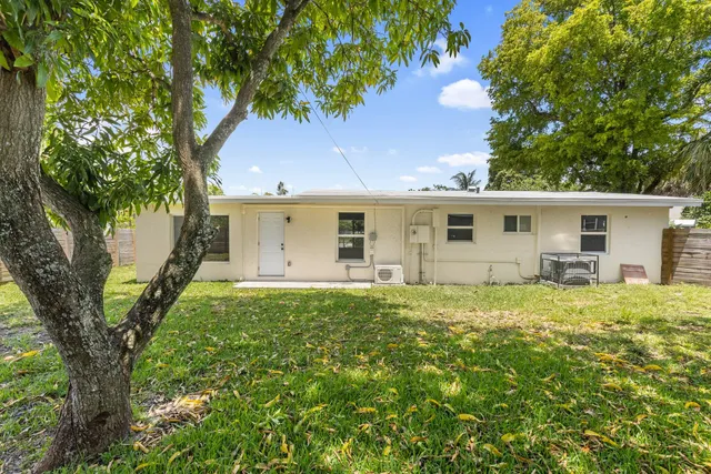 $489,900 | 1530 Northwest 18th Court, Fort Lauderdale, FL 33311