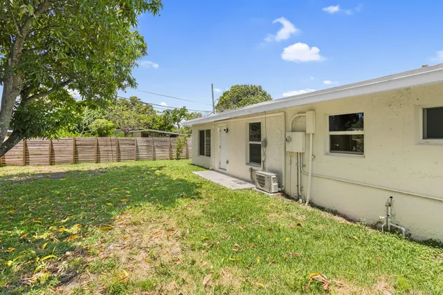 $489,900 | 1530 Northwest 18th Court, Fort Lauderdale, FL 33311