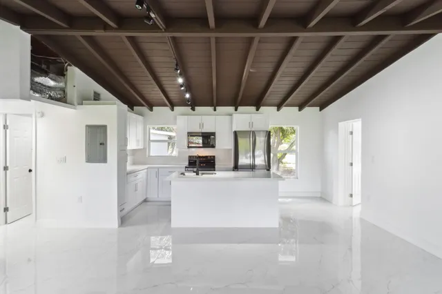 $489,900 | 1530 Northwest 18th Court, Fort Lauderdale, FL 33311