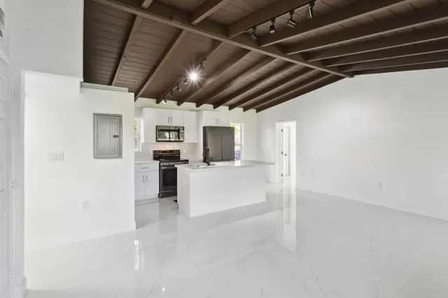 $489,900 | 1530 Northwest 18th Court, Fort Lauderdale, FL 33311