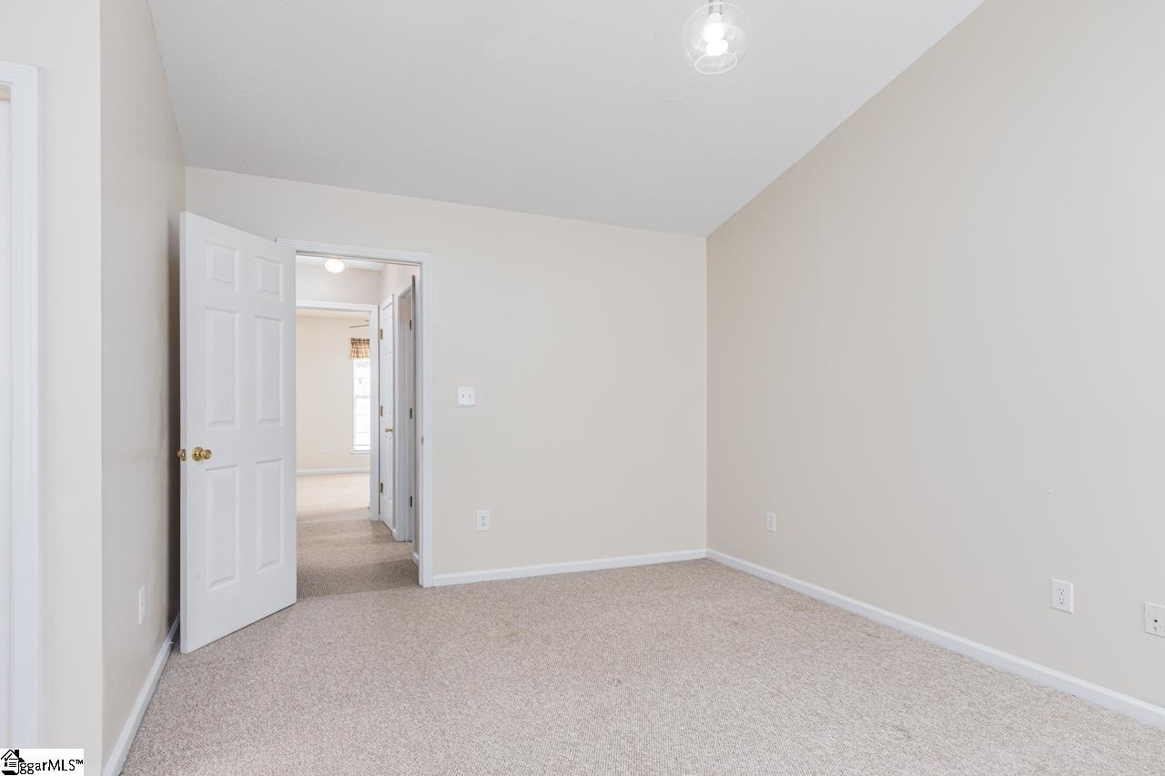 129 West Fall River Way Simpsonville, SC 29680 - Photo 24 of 36 Gallery Image 24