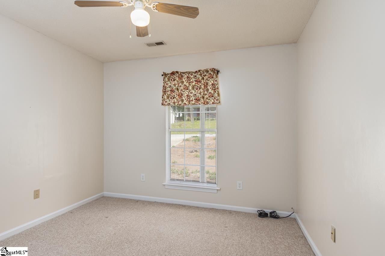 129 West Fall River Way Simpsonville, SC 29680 - Photo 29 of 36 Gallery Image 29