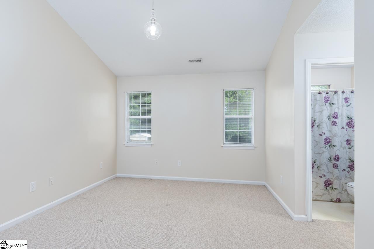 129 West Fall River Way Simpsonville, SC 29680 - Photo 5 of 36 Gallery Image 5