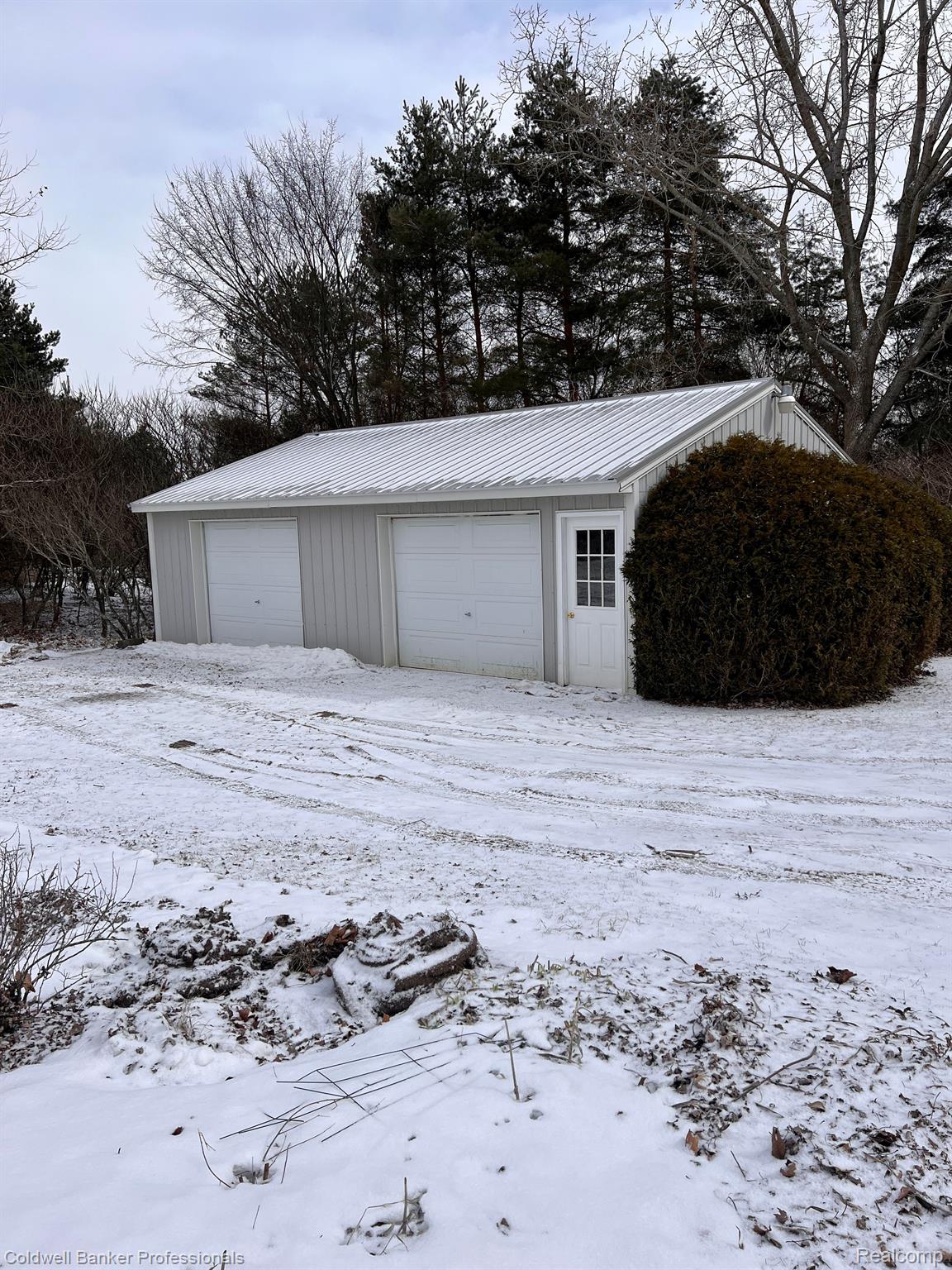 2365 Johnson Mill Road North Branch, MI 48461 - Photo 4 of 22 Gallery Image 4