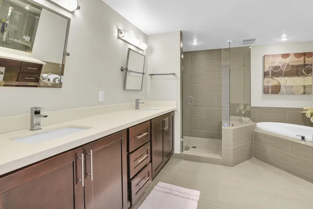 $2,250,000 | 2110 North Ocean Boulevard, Unit 7B, Fort Lauderdale, FL 33305