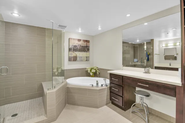 $2,250,000 | 2110 North Ocean Boulevard, Unit 7B, Fort Lauderdale, FL 33305