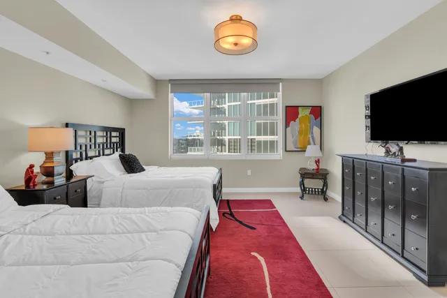 $2,250,000 | 2110 North Ocean Boulevard, Unit 7B, Fort Lauderdale, FL 33305