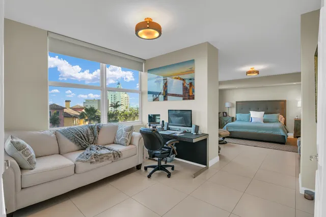 $2,250,000 | 2110 North Ocean Boulevard, Unit 7B, Fort Lauderdale, FL 33305