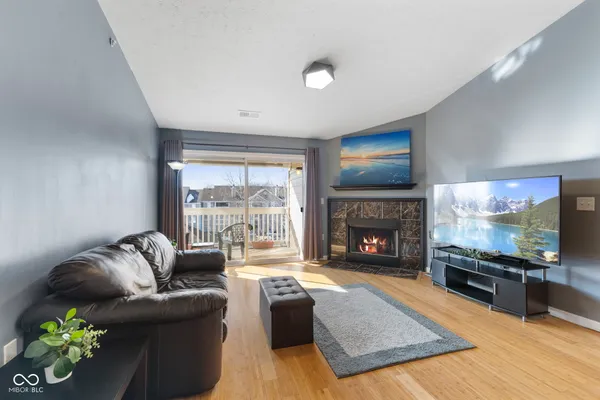 $159,500 | 6519 Jade Stream Court, Unit 311, Indianapolis, IN 46237