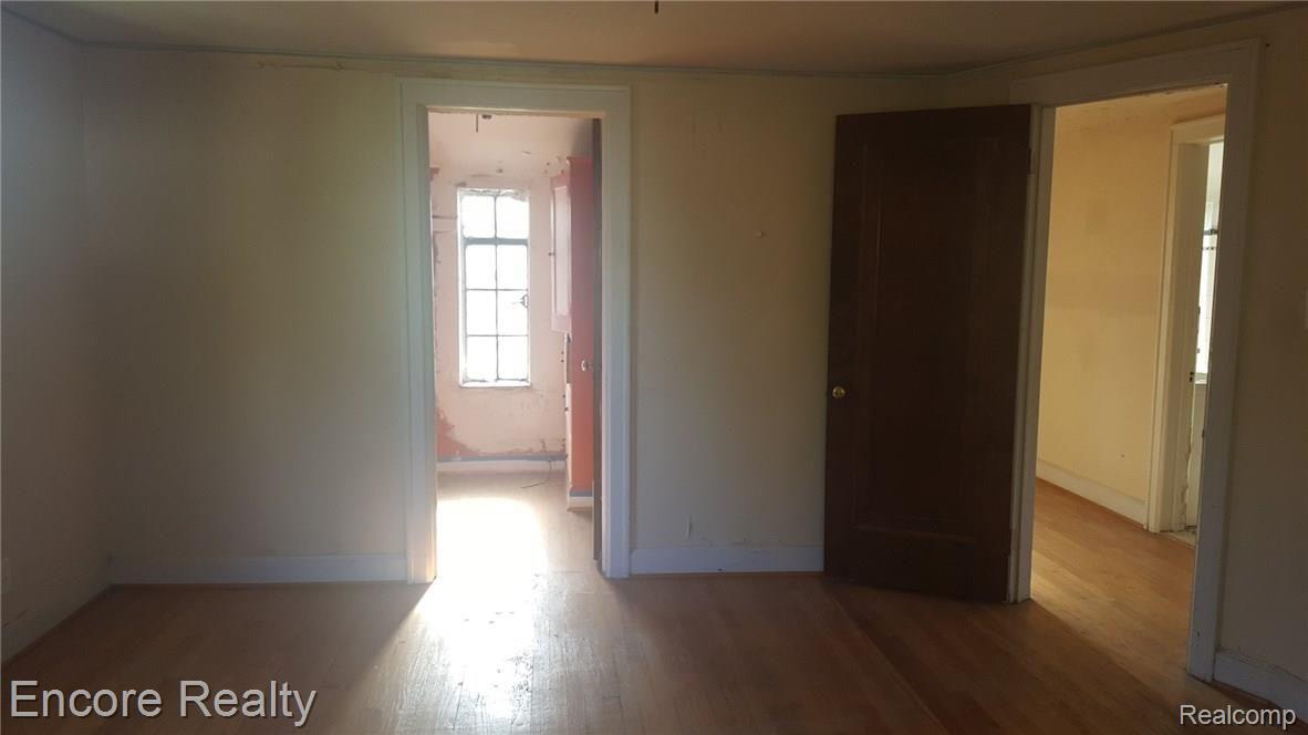 16562 Sunderland Road Detroit, MI 48219 - Photo 12 of 16 20160518_092402.jpg